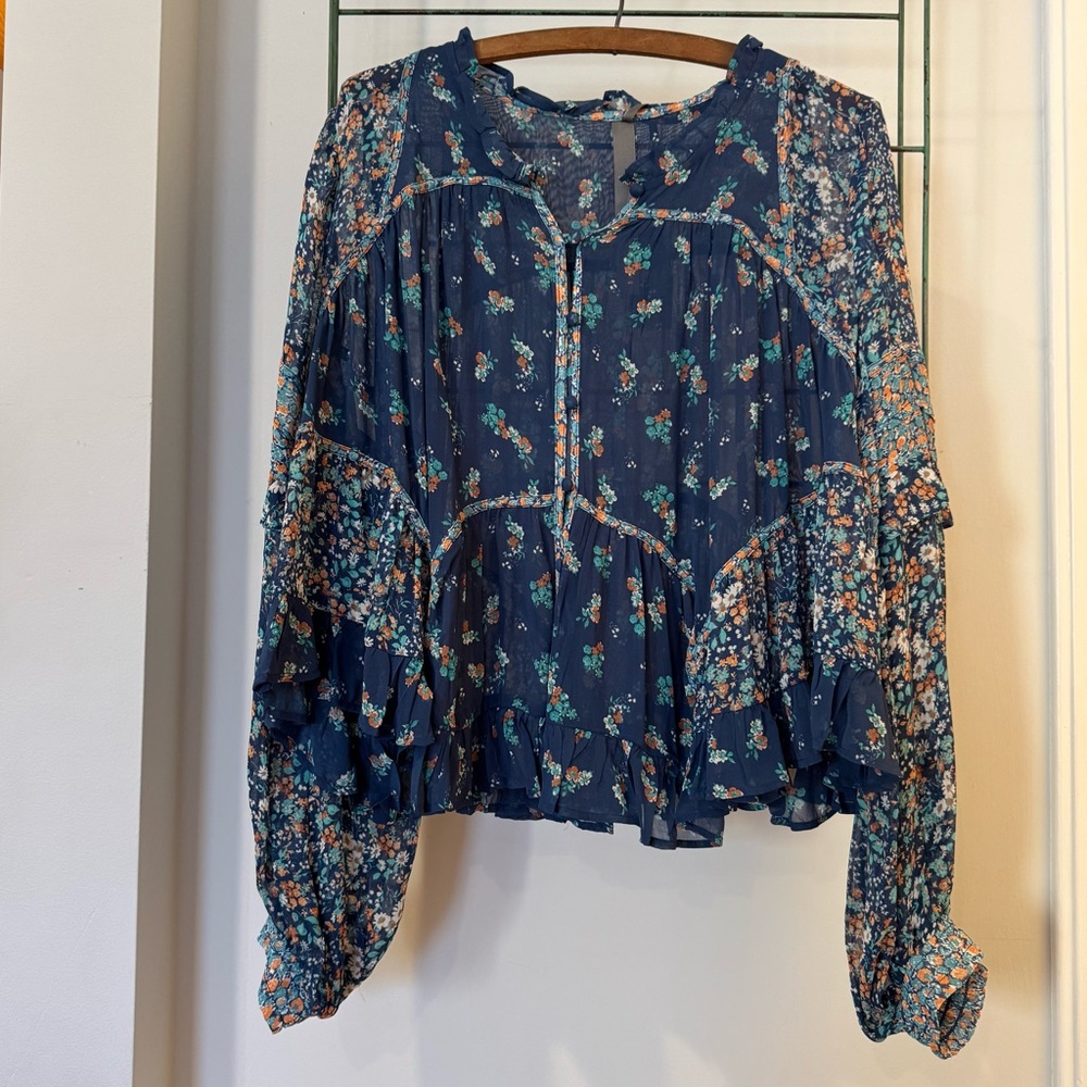 NWT Gorgeous Anthropologie Plus Size Sheer Floral Flowy Blouse